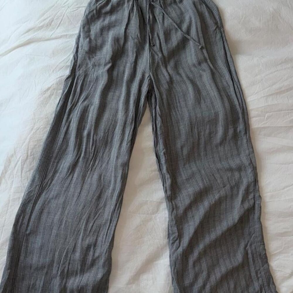 Bershka Women's Grey Trousers